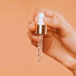 La luteolina es un flavonoide natural con potentes propiedades antioxidantes, antiinflamatorias y neuroprotectoras. Durante siglos, ha sido utilizada en la medicina natural, especialmente en la Medicina Tradicional China, debido a sus múltiples beneficios para la salud.