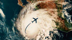 cancelaciones y demoras de vuelos por huracán