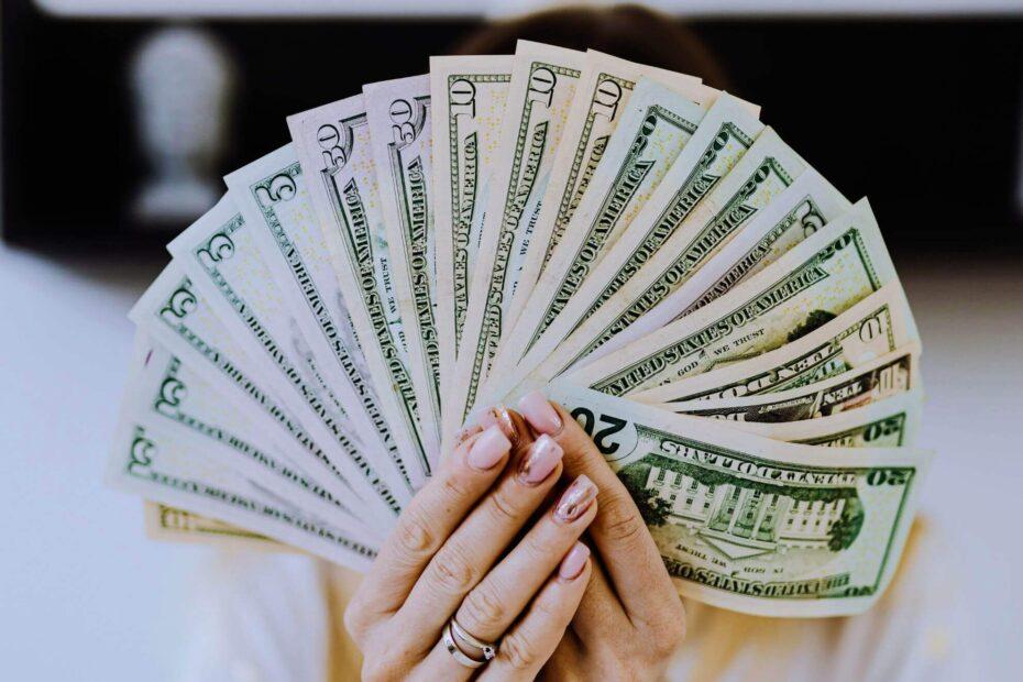 cómo generar más dinero