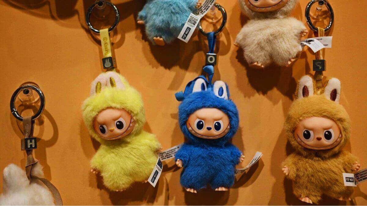 Tiendas MaxiChina en México sólo venden productos tóxicos y altamente contaminantes ¿Te untas en la piel pétroleo y contaminas al planeta?